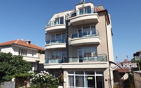 Guest House Hiora