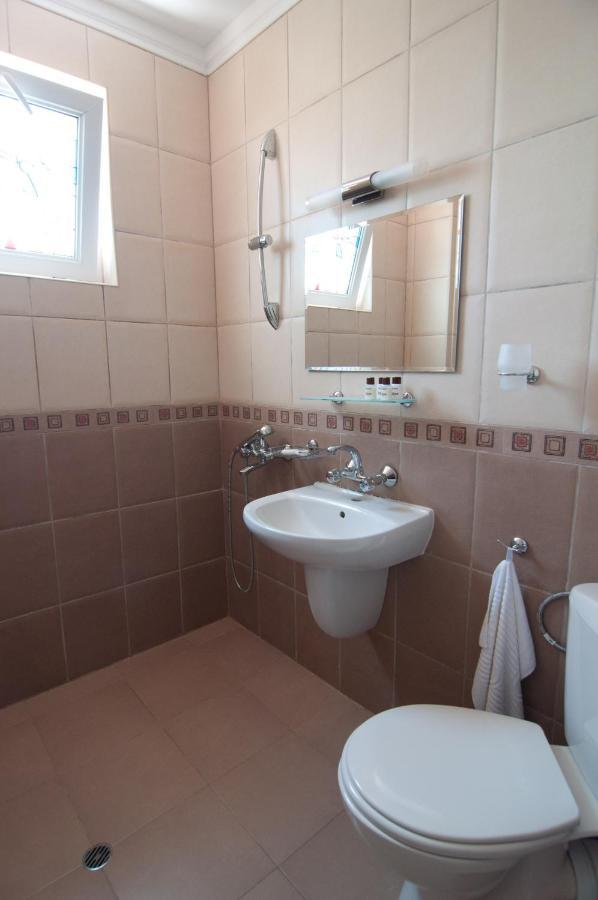 Guest House Hiora Ahtopol Extérieur photo