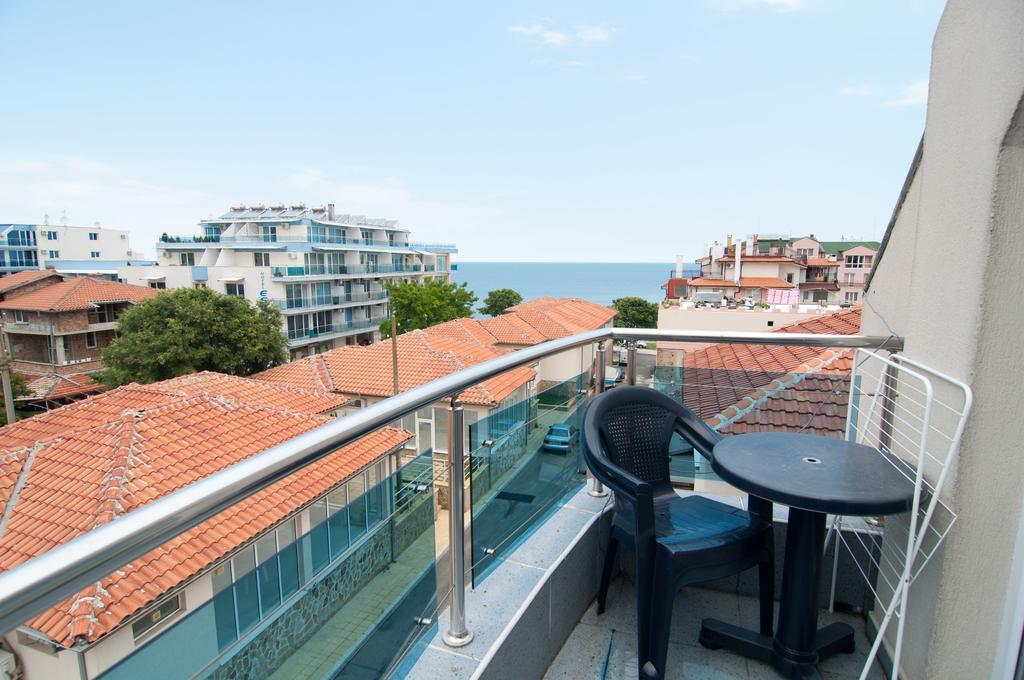 Guest House Hiora Ahtopol Extérieur photo