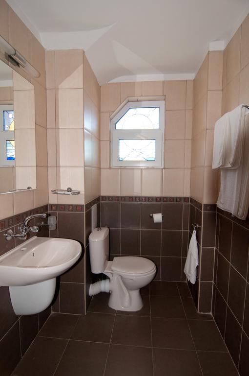 Guest House Hiora Ahtopol Extérieur photo