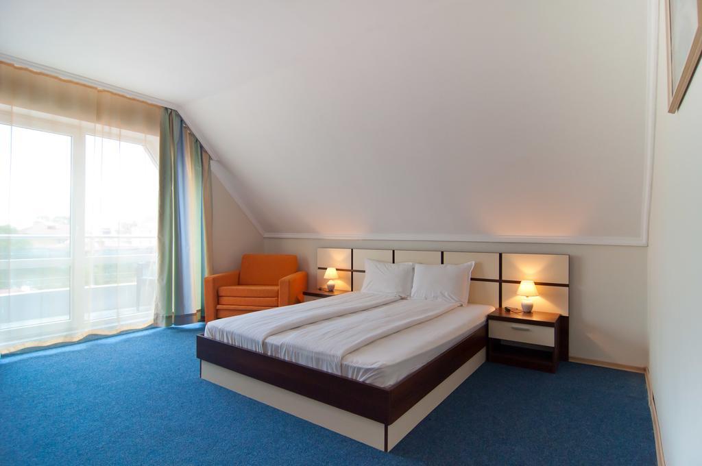 Guest House Hiora Ahtopol Extérieur photo
