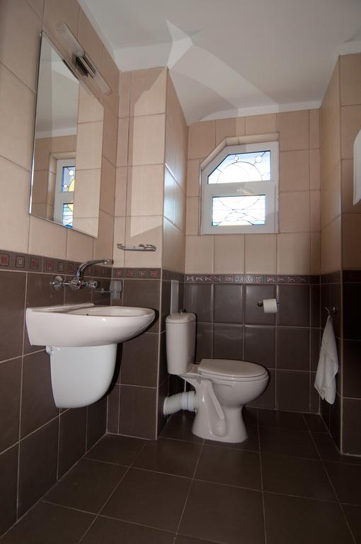 Guest House Hiora Ahtopol Extérieur photo